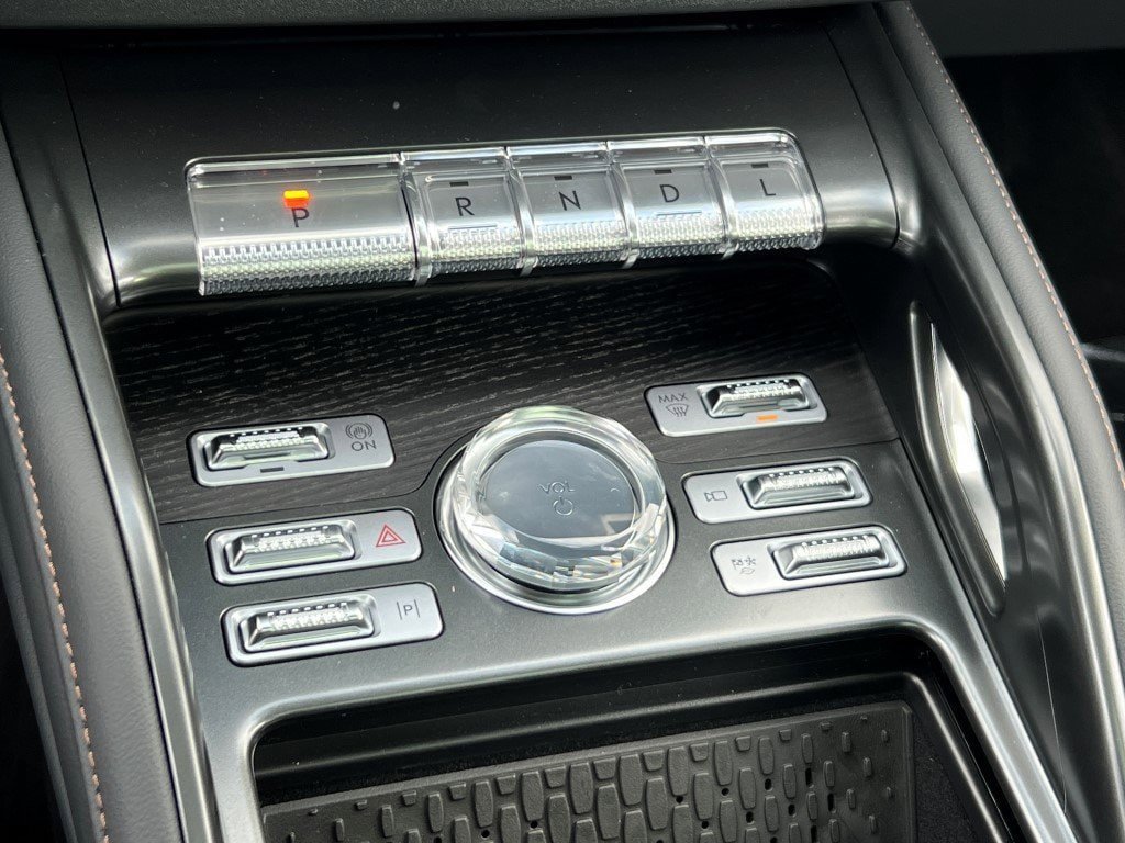 New 2026 Lincoln Nautilus Reserve w/ Jet Appearance Package AWD/4WD image 20