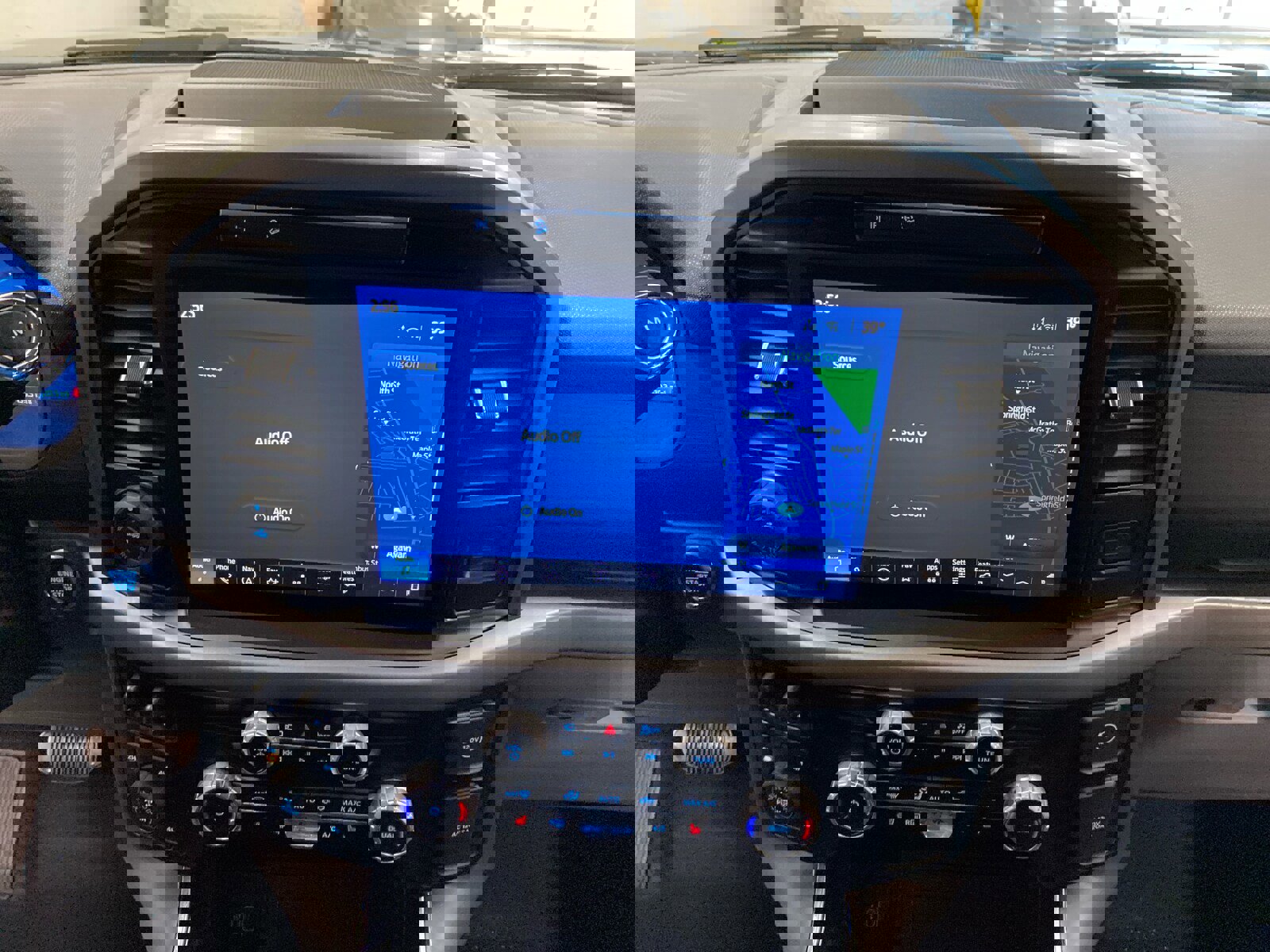 New 2025 Ford F150 XLT w/ Equipment Group 302A MID image 24