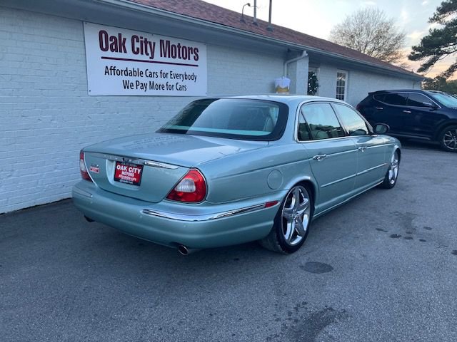 Used 2005 Jaguar XJ8 image 5