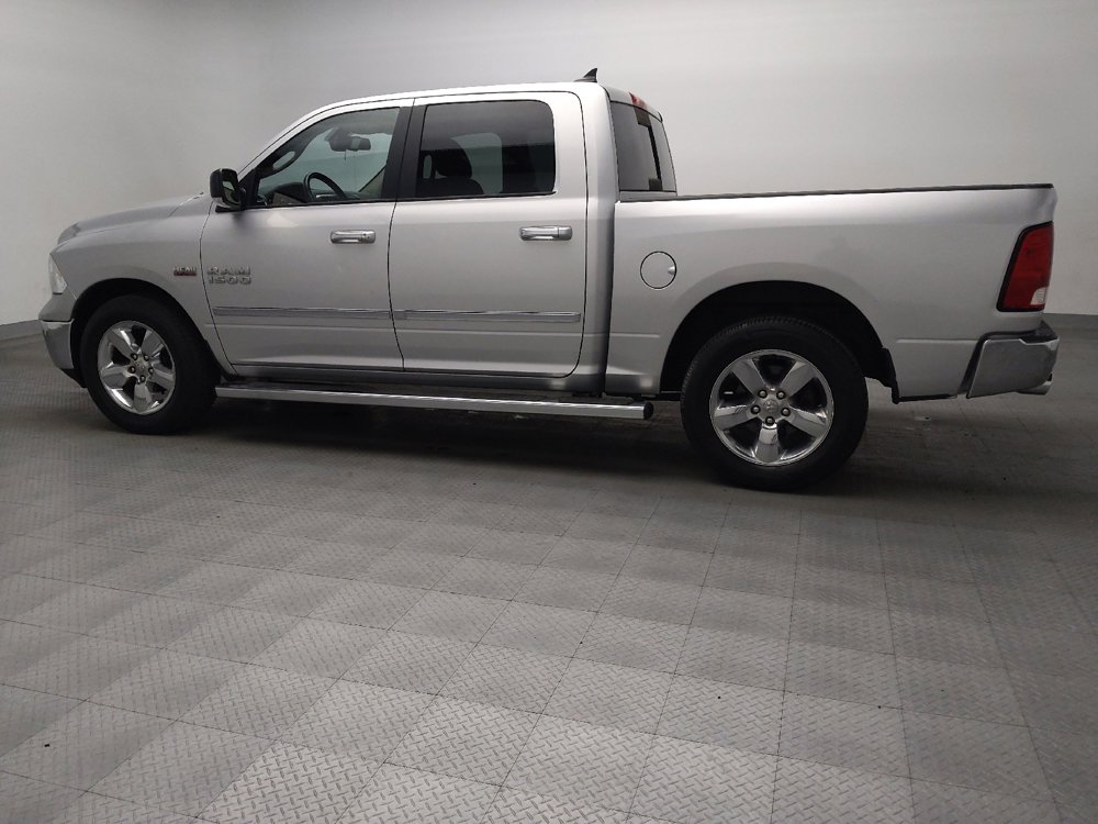 Used 2015 RAM 1500 Lone Star RWD image 3