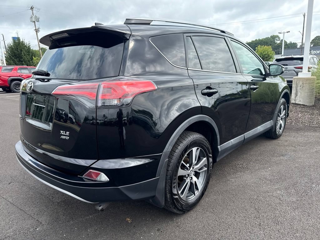 Used 2018 Toyota RAV4 XLE w/ Plus Extra Value Package AWD/4WD image 5