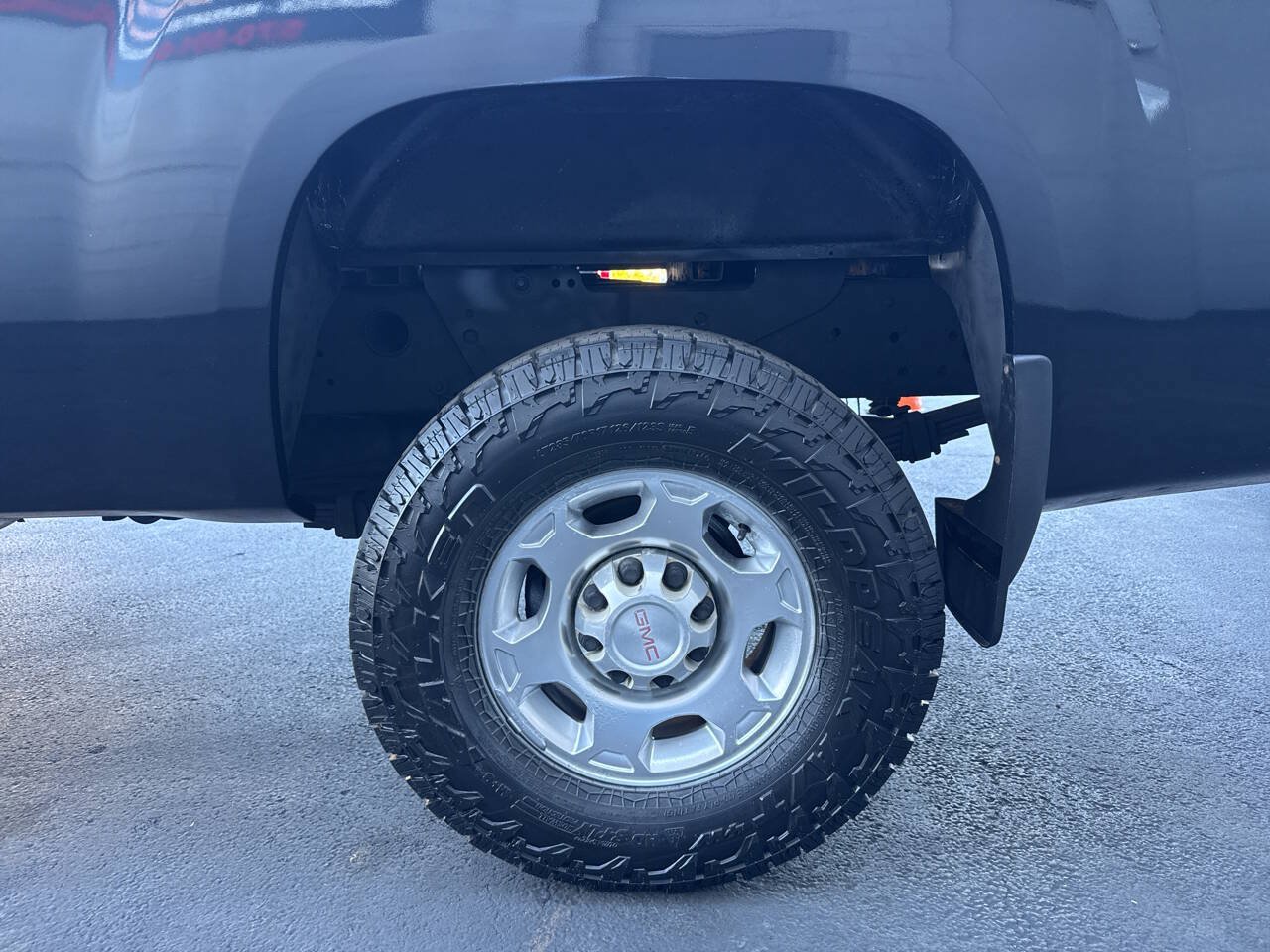 Used 2007 GMC Sierra 3500 SLT w/ Convenience Package AWD/4WD image 8