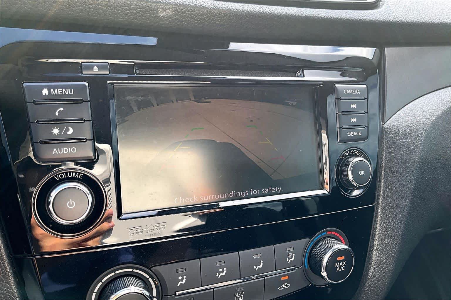 Used 2020 Nissan Rogue Sport S FWD image 24