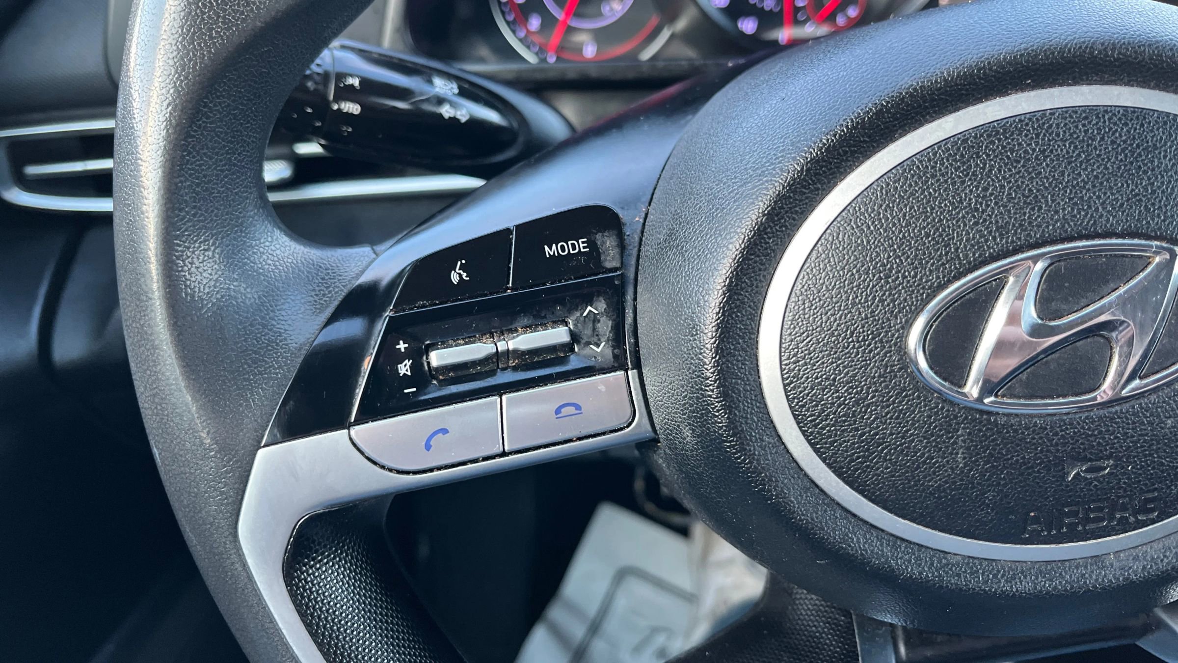 Used 2021 Hyundai Elantra SE image 23