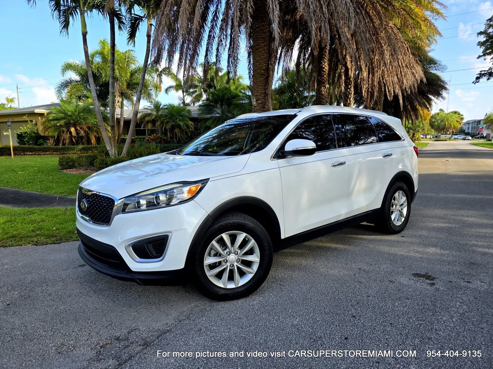 Used 2017 Kia Sorento LX FWD image 4