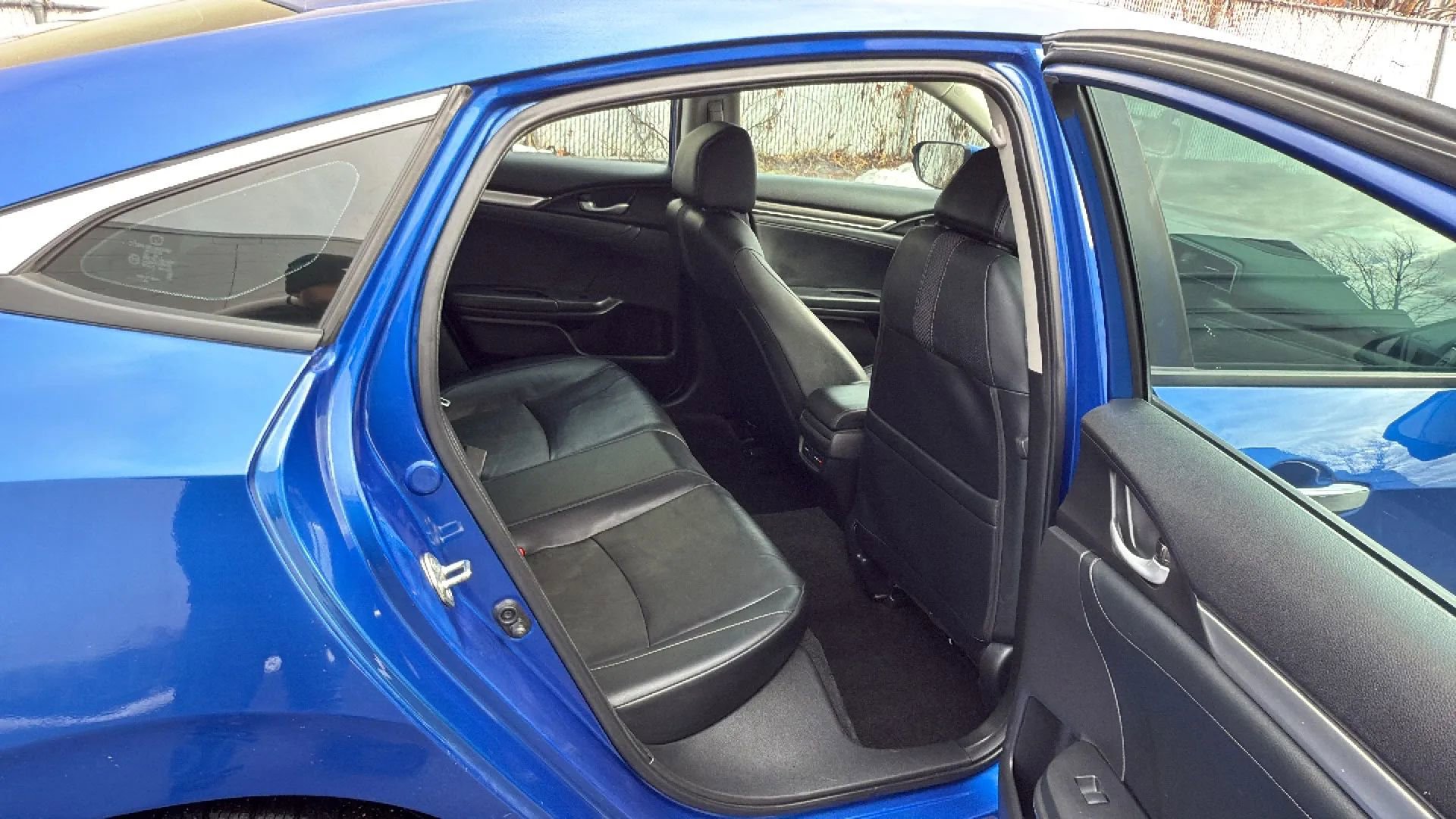 Used 2020 Honda Civic Touring image 25