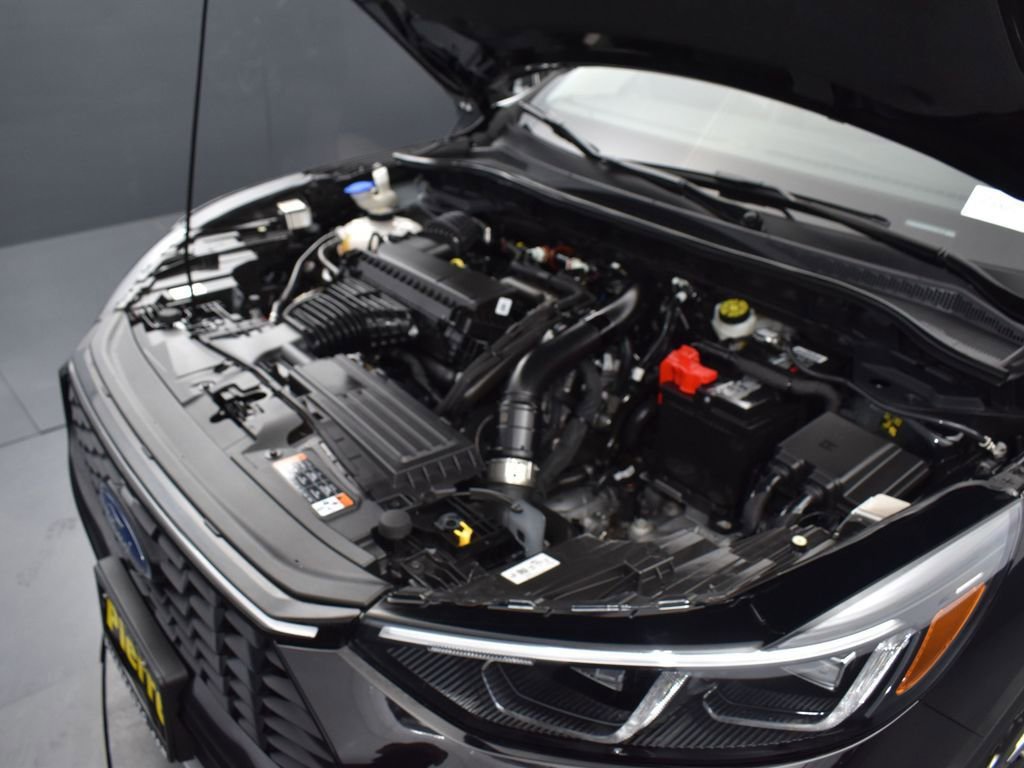 Used 2024 Ford Escape Platinum image 27