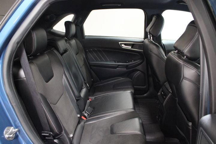 Used 2020 Ford Edge ST w/ Cold Weather Package image 38
