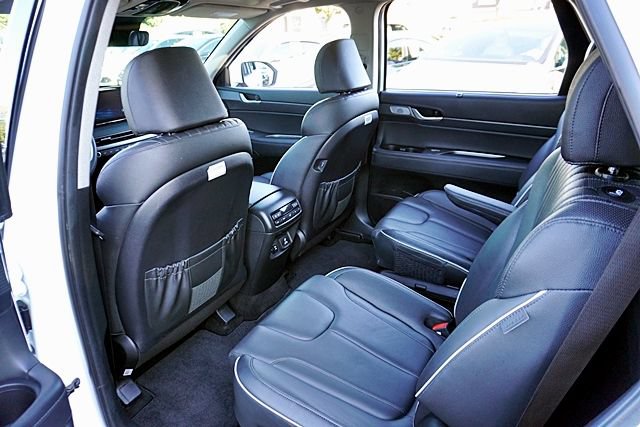 Certified 2023 Hyundai Palisade Limited FWD image 19