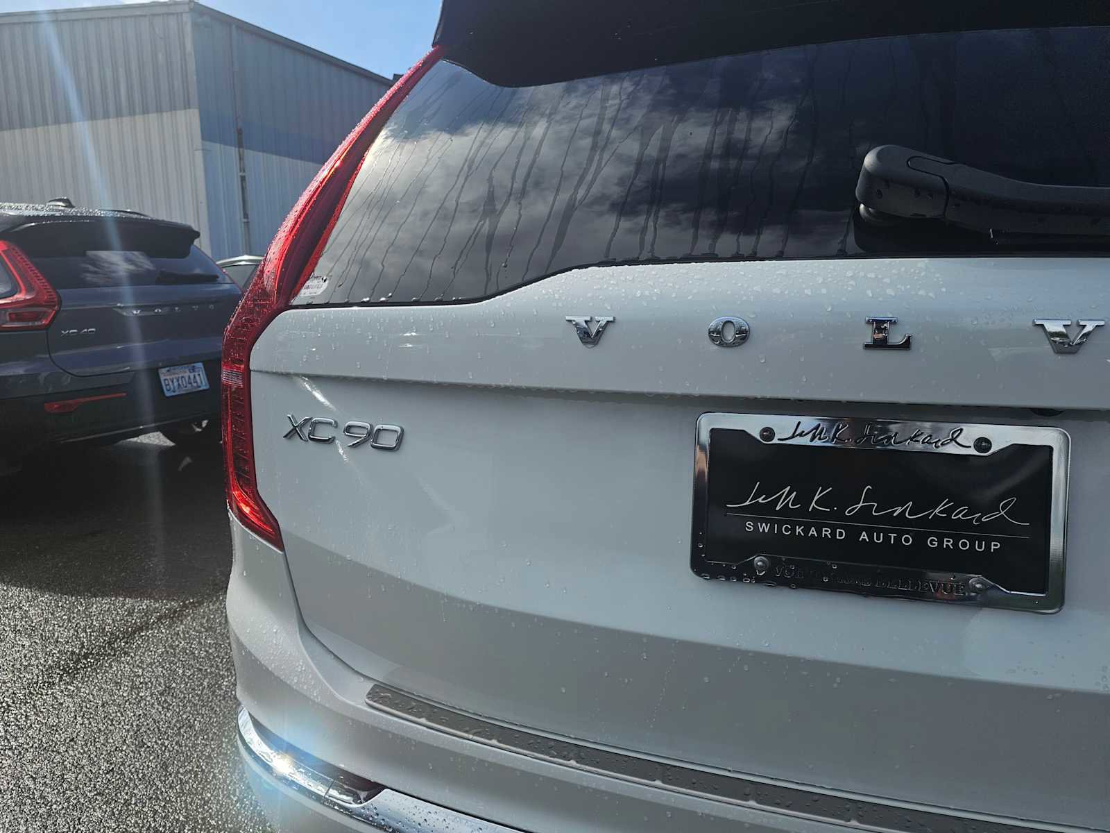 Used 2025 Volvo XC90 T8 Plus w/ Protection Package Premier image 15