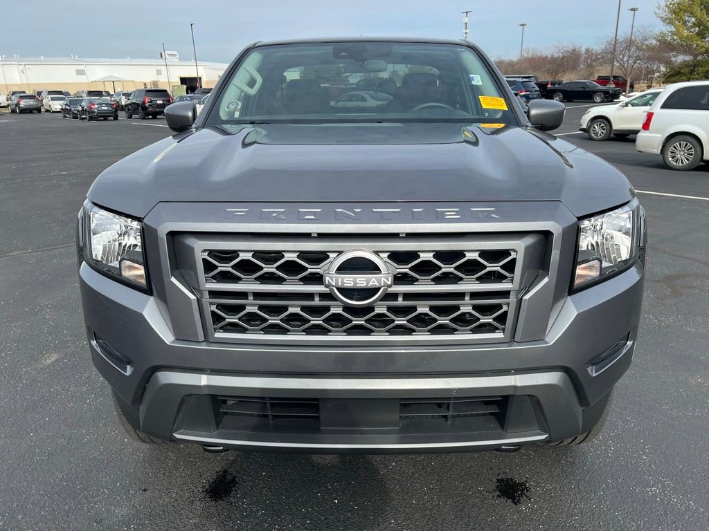 Used 2024 Nissan Frontier SV w/ Technology Package image 6