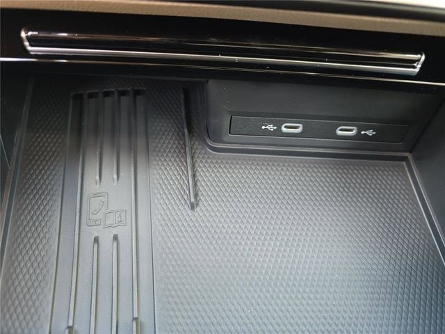 New 2026 Volkswagen Atlas SE FWD image 21