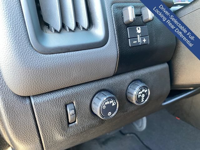 Used 2022 Chevrolet Colorado ZR2 w/ ZR2 Midnight Special Edition AWD/4WD image 23