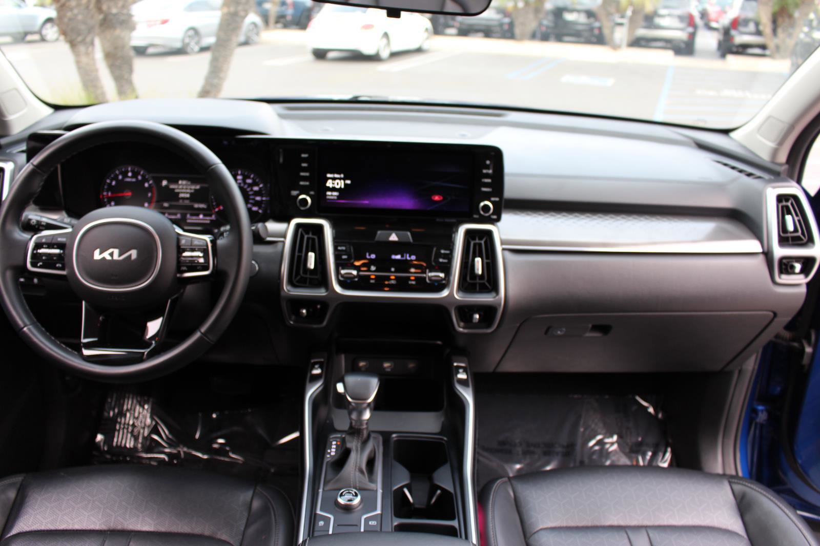 Used 2022 Kia Sorento S image 13