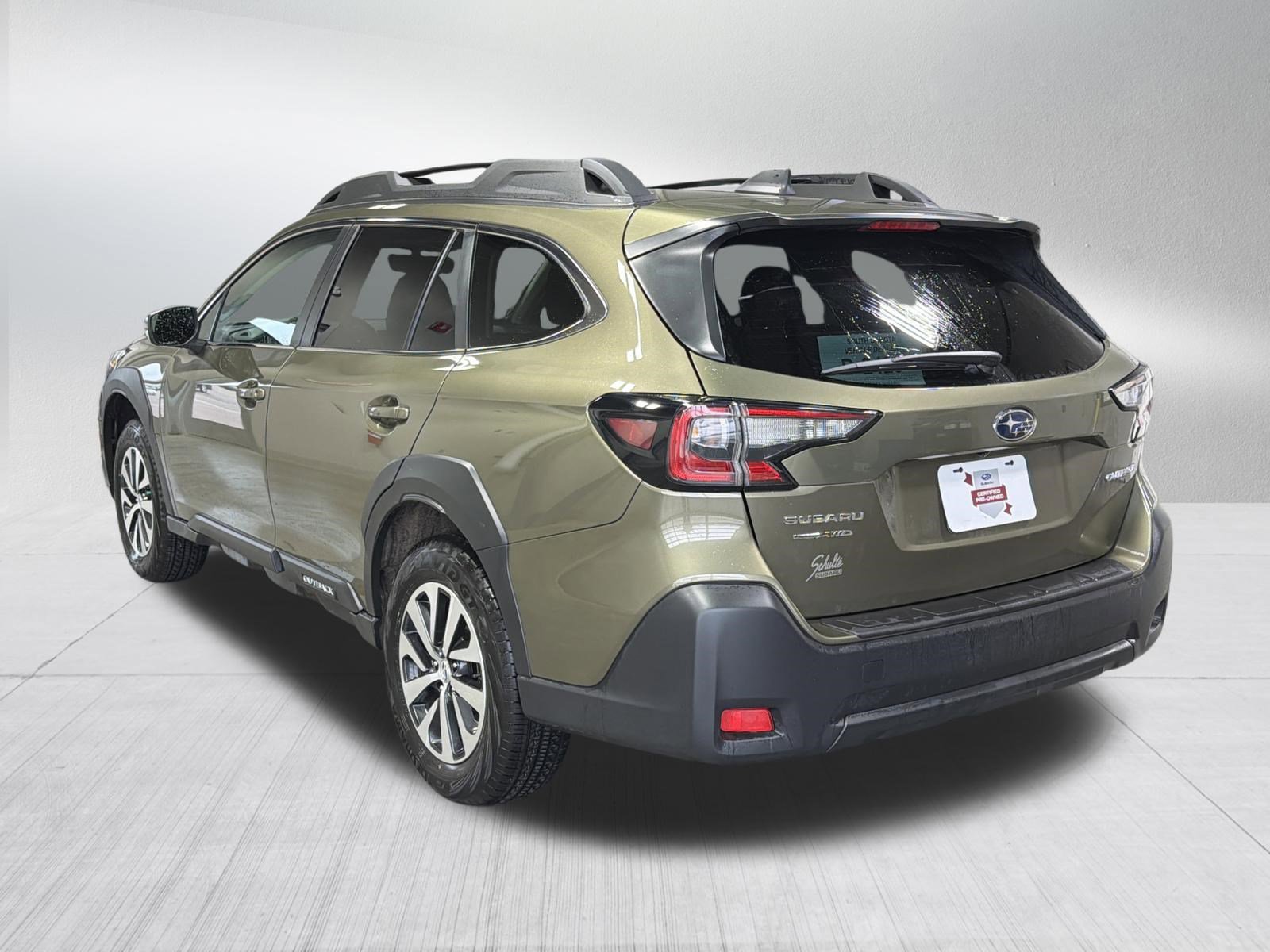 Certified 2025 Subaru Outback Premium w/ Popular Package #1A image 5