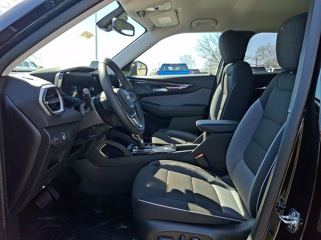 New 2026 Chevrolet TrailBlazer LT w/ Convenience Package image 9