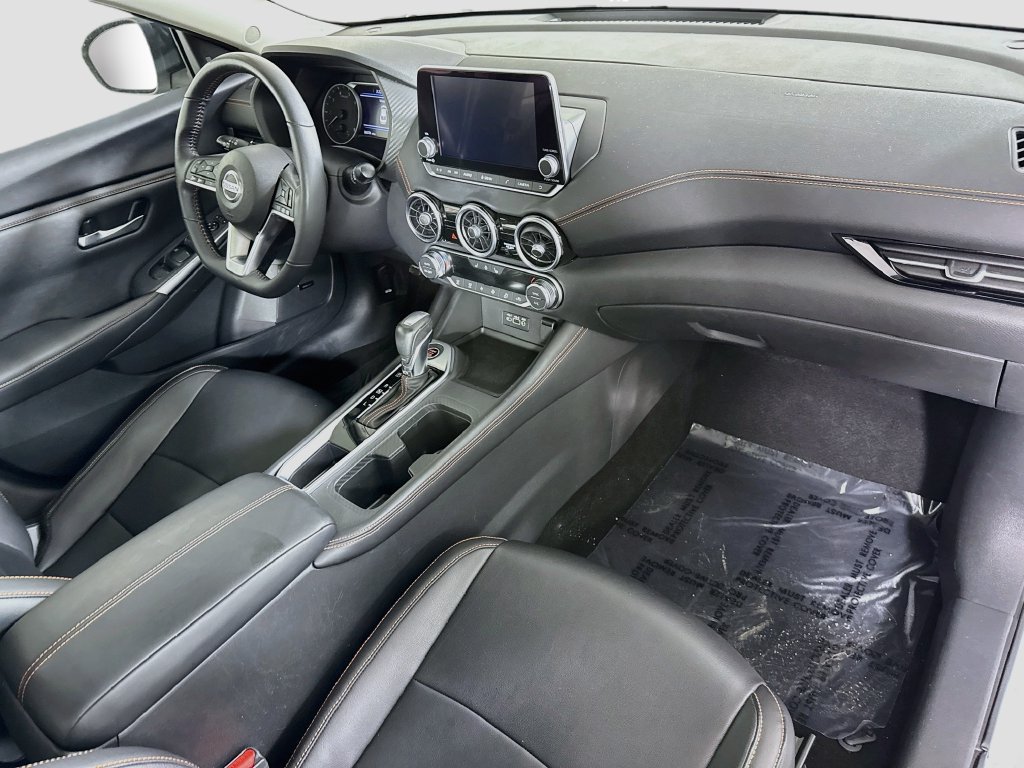 Used 2023 Nissan Sentra SR w/ SR Premium Package FWD image 33