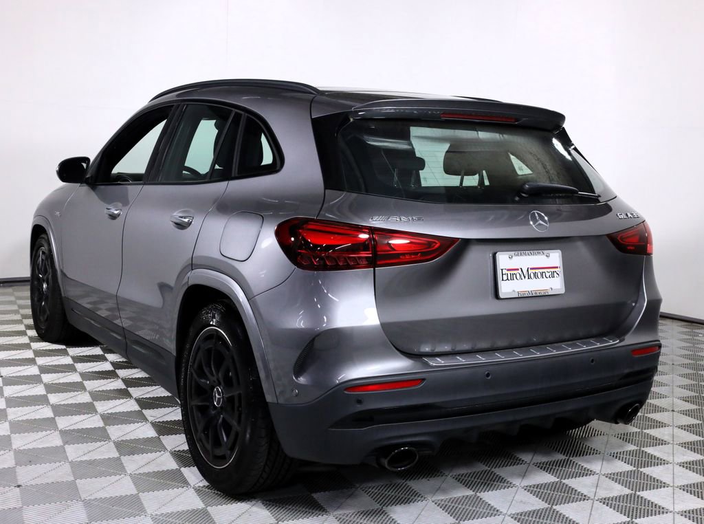 Used 2025 Mercedes-Benz GLA 35 AMG 4MATIC image 4