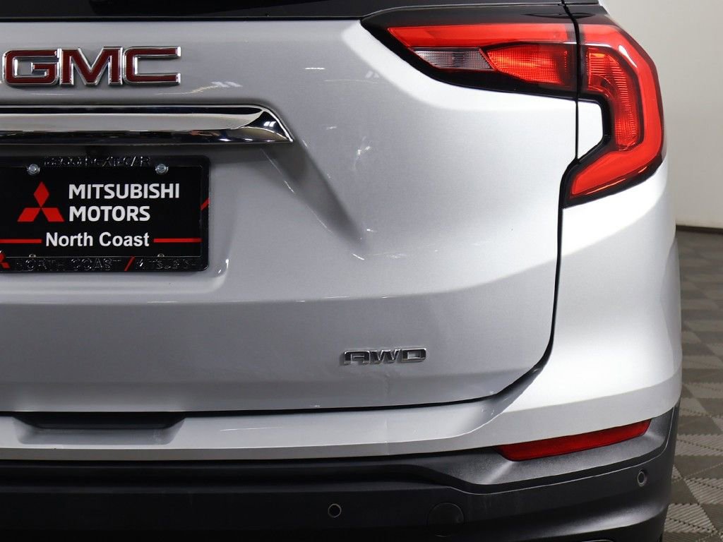 Used 2021 GMC Terrain SLE w/ Driver Convenience Package image 16