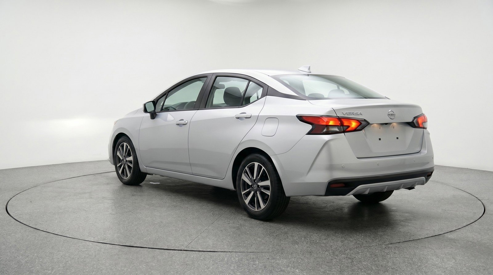 Used 2025 Nissan Versa SV FWD image 6
