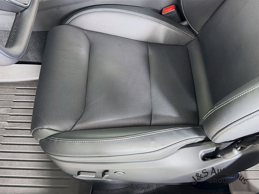 Used 2023 Tesla Model X Plaid image 25