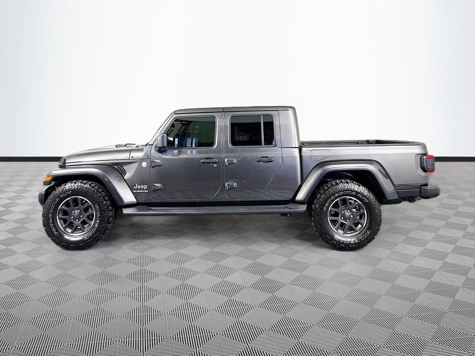 Used 2021 Jeep Gladiator Overland w/ Popular Equipment Package AWD/4WD image 4