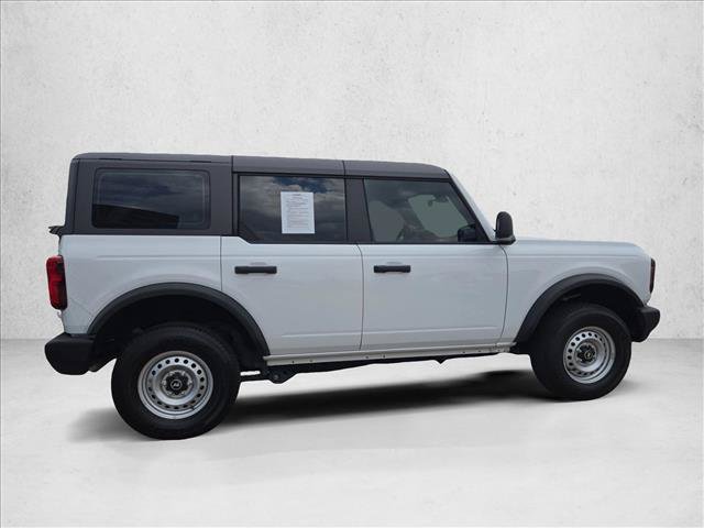 Used 2025 Ford Bronco 4-Door AWD/4WD image 4