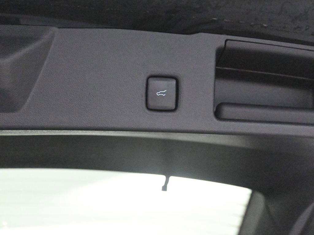 Used 2024 Ford Escape ST-Line image 20