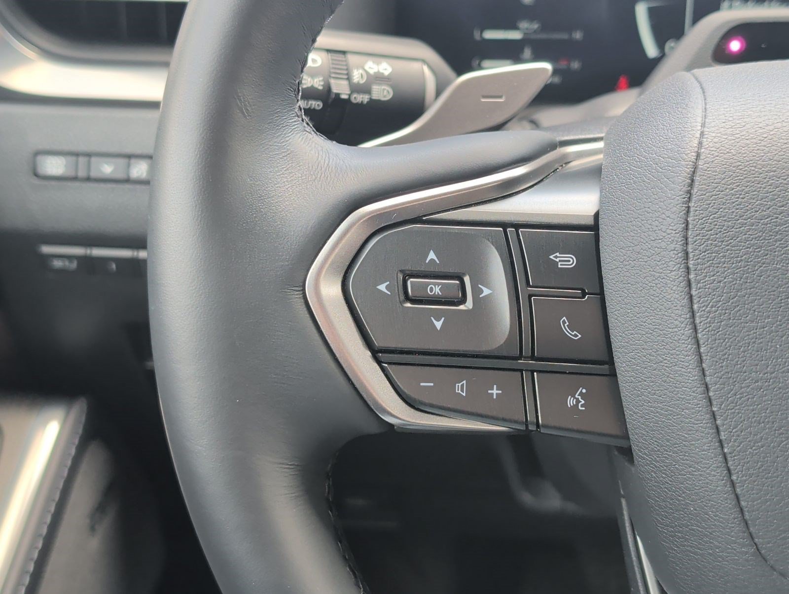 Certified 2025 Lexus GX 550 AWD/4WD image 14