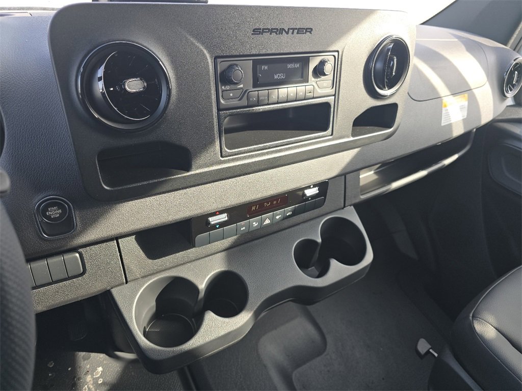 New 2025 Mercedes-Benz Sprinter 2500 image 25