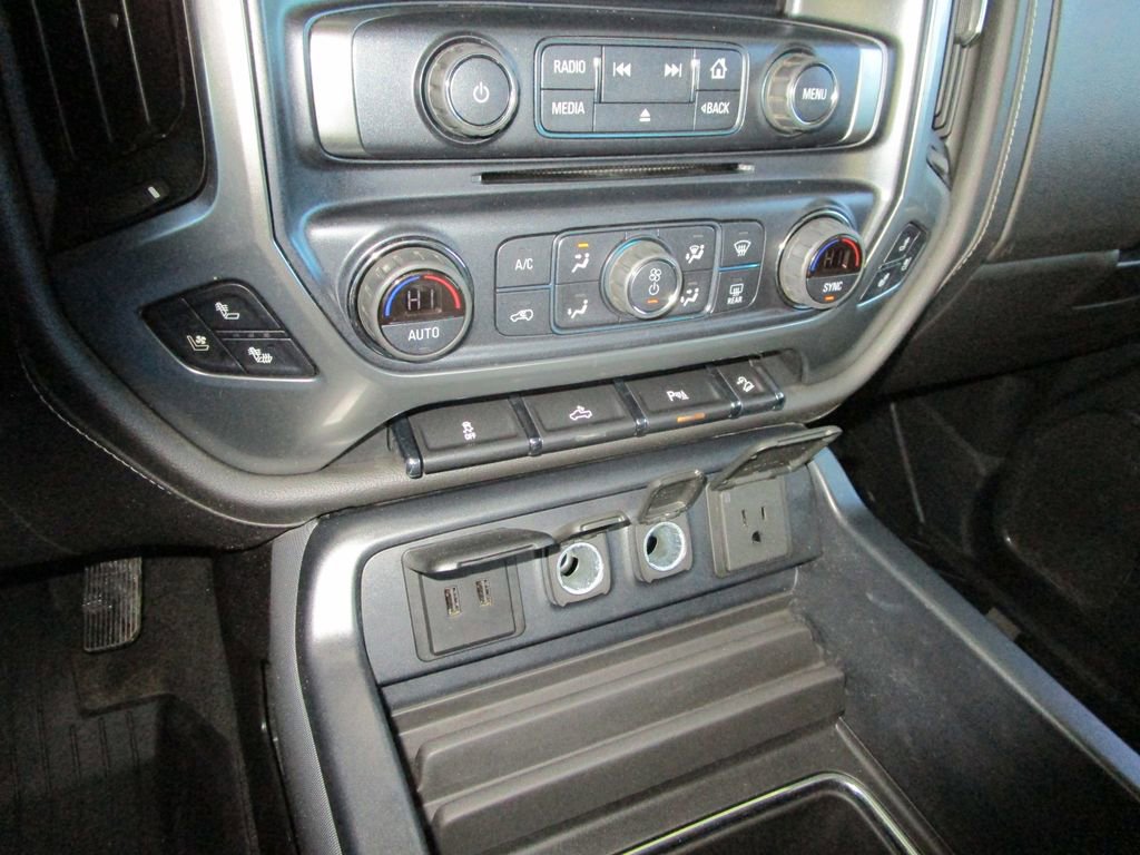 Used 2018 Chevrolet Silverado 1500 LTZ Z71 w/ Midnight Edition image 33