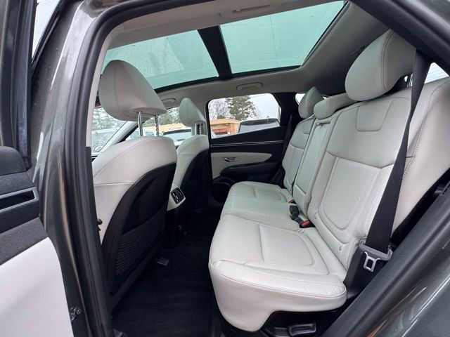Used 2022 Hyundai Tucson Limited w/ Cargo Package image 15