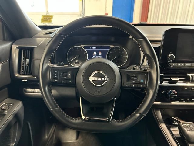 Used 2024 Nissan Pathfinder Rock Creek AWD/4WD image 15
