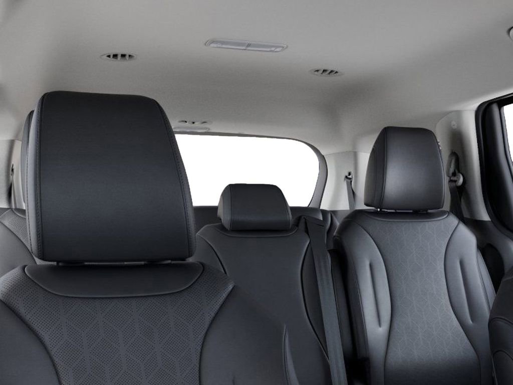 New 2026 Kia Carnival LXS image 27