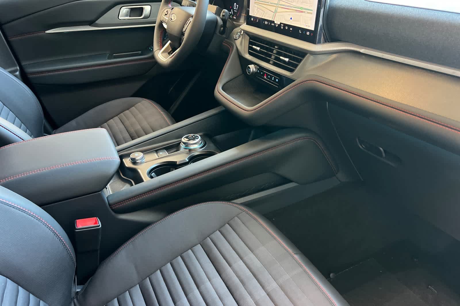 New 2026 Ford Explorer ST-Line w/ Premium Package RWD image 18