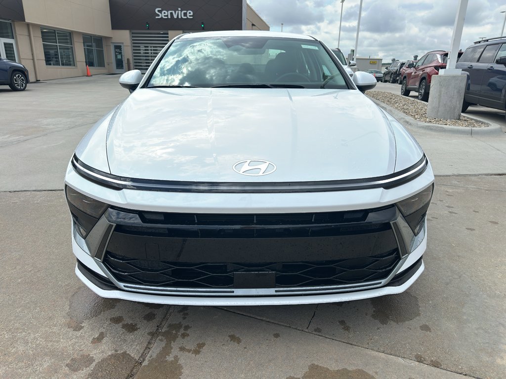 New 2026 Hyundai Sonata SE FWD image 8