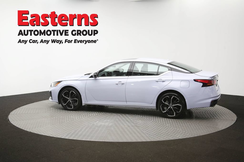 Used 2023 Nissan Altima 2.5 SR w/ SR Premium Package AWD/4WD image 62