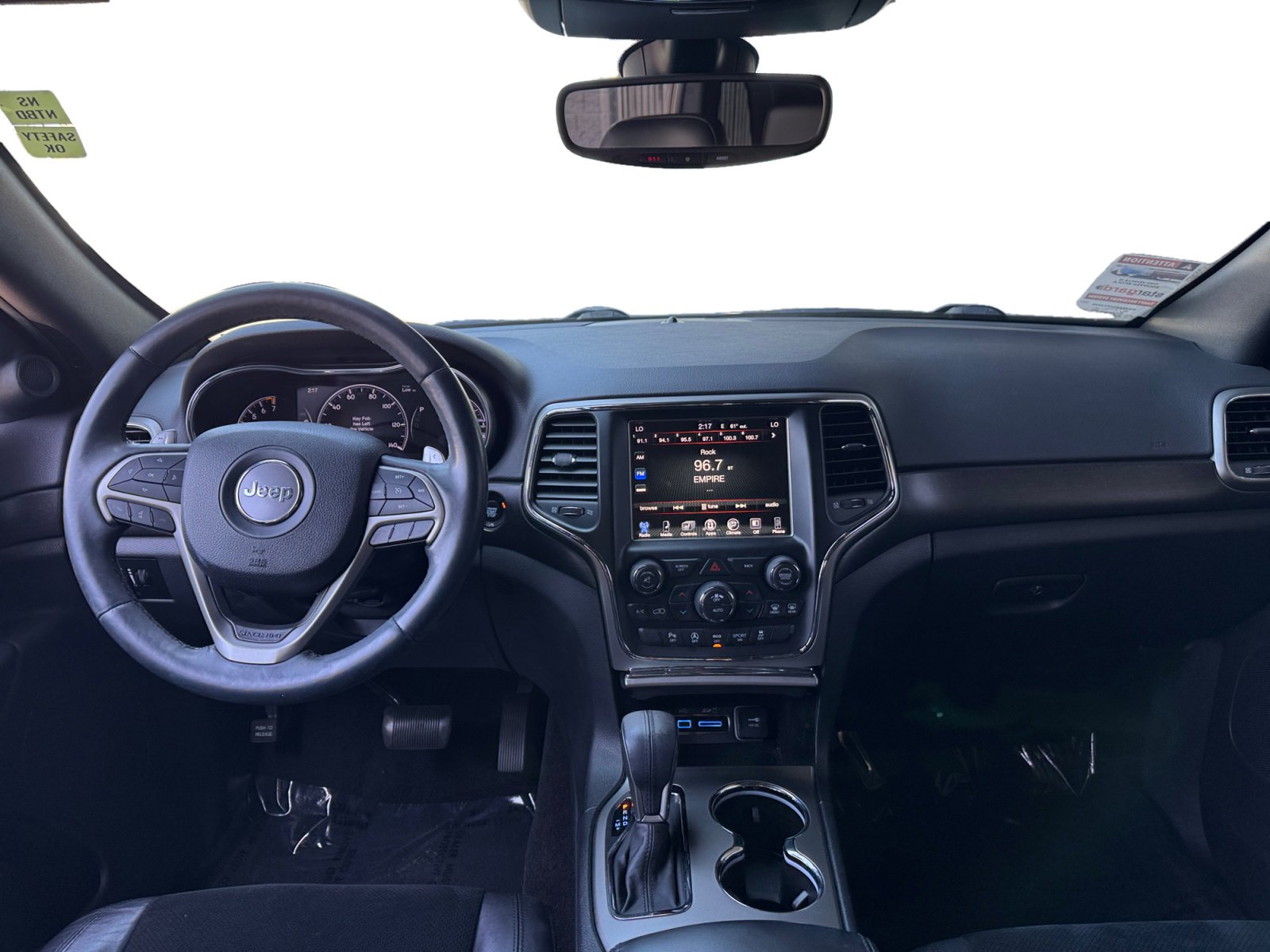 Used 2017 Jeep Grand Cherokee Altitude RWD image 10