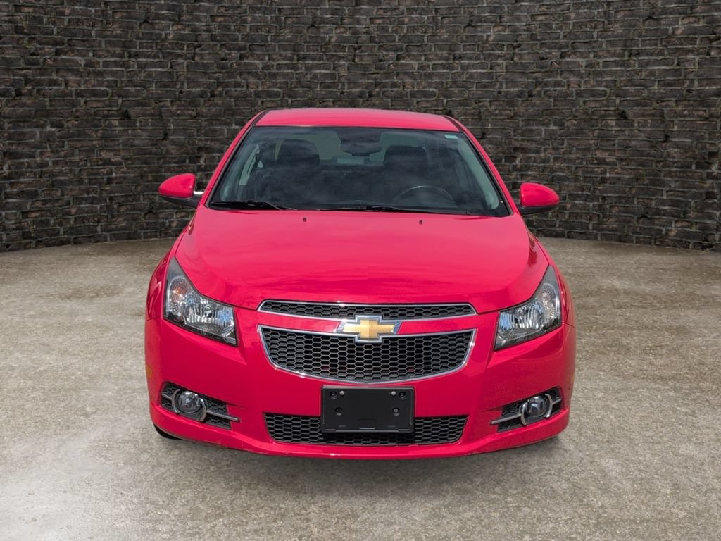 Used 2014 Chevrolet Cruze LT w/ RS Package FWD image 4