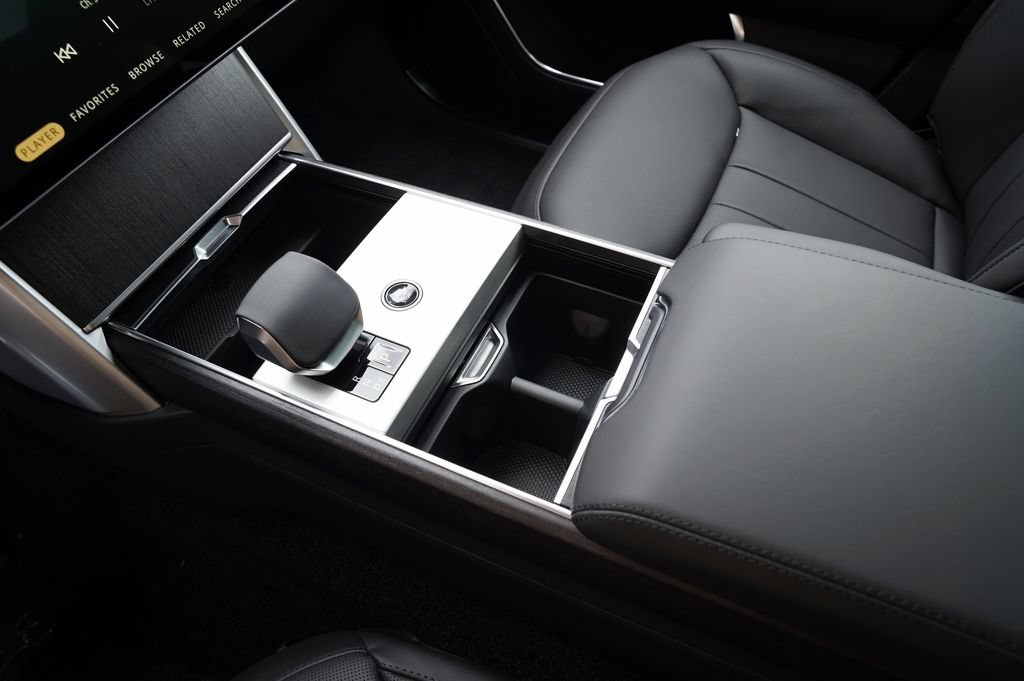 New 2026 Land Rover Range Rover SE AWD/4WD image 31