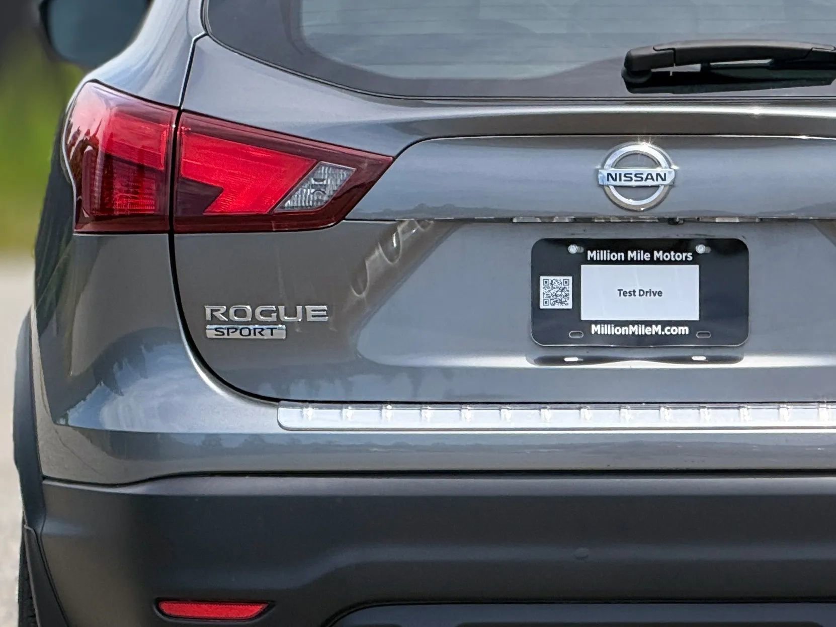 Used 2017 Nissan Rogue Sport SV AWD/4WD image 13