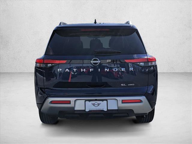 Used 2025 Nissan Pathfinder SL image 7