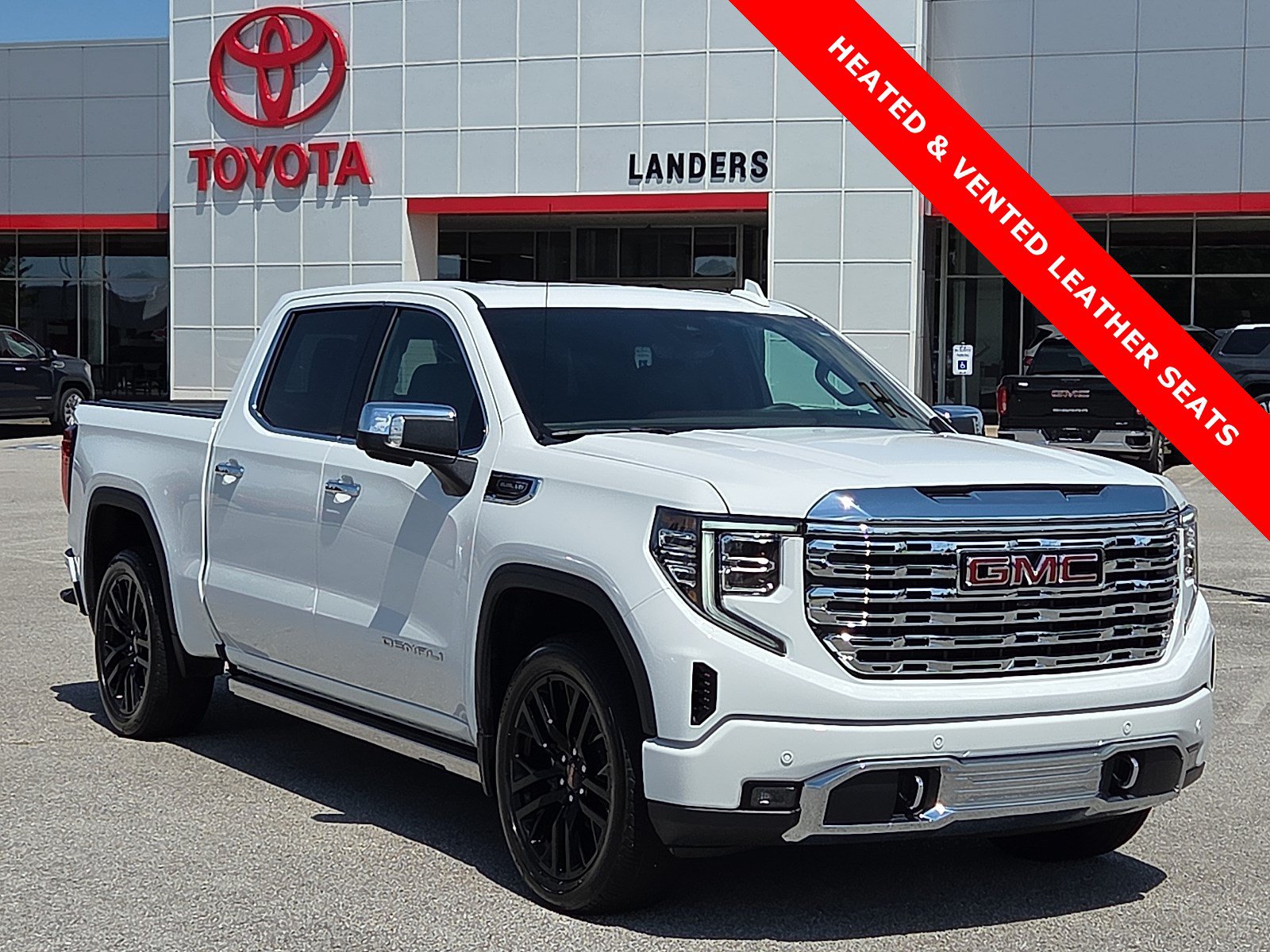 Used 2024 GMC Sierra 1500 Denali w/ Denali Reserve Package AWD/4WD video 1