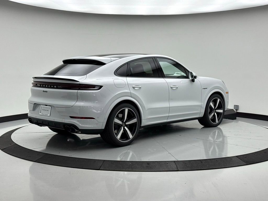 New 2026 Porsche Cayenne Turbo image 7