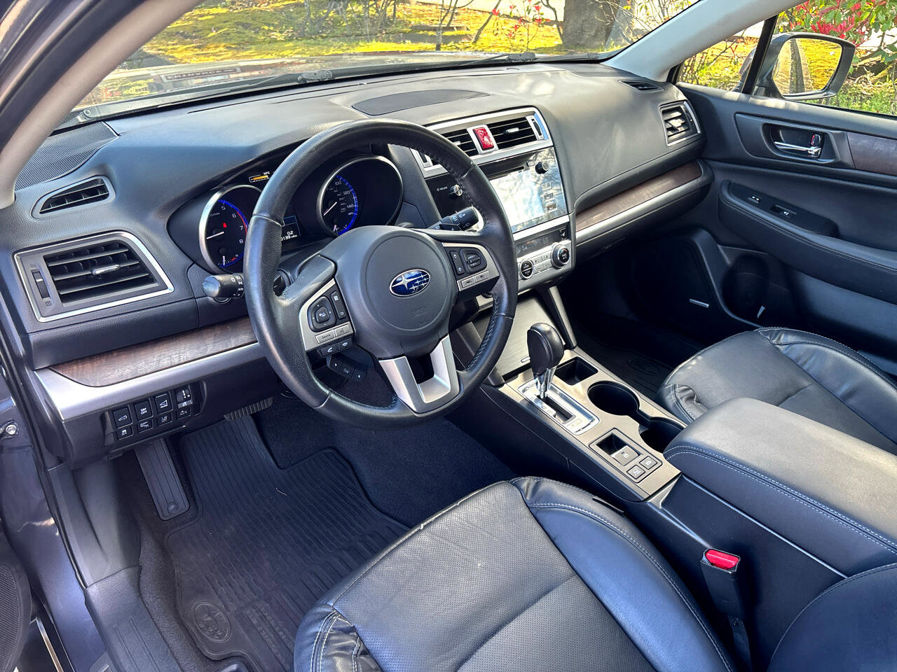 Used 2017 Subaru Outback 2.5i Limited image 25