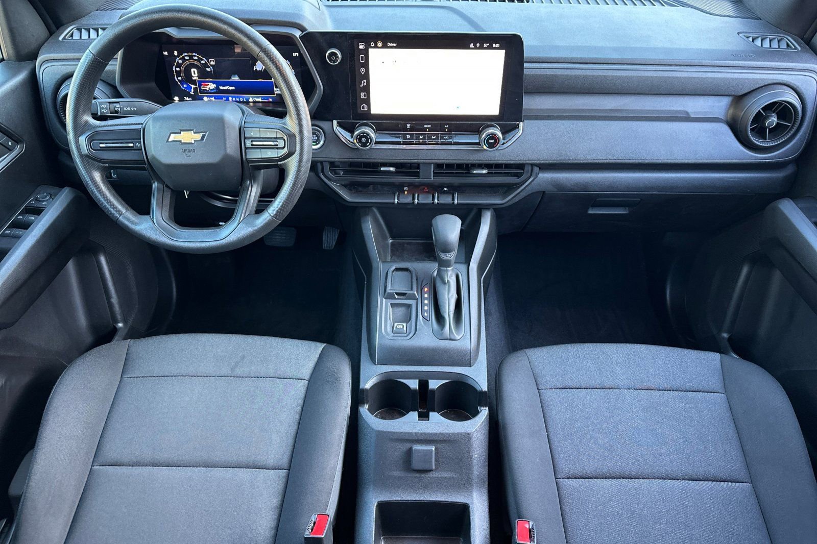 Used 2024 Chevrolet Colorado W/T image 13