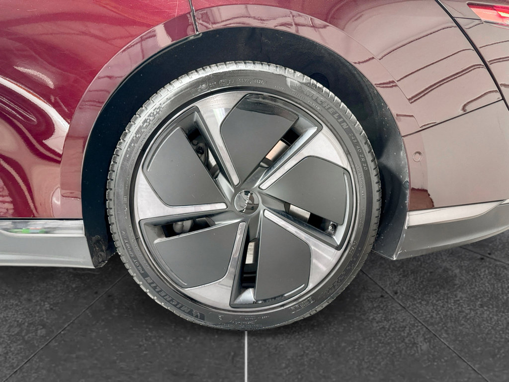 Used 2025 Lucid Air Pure image 34