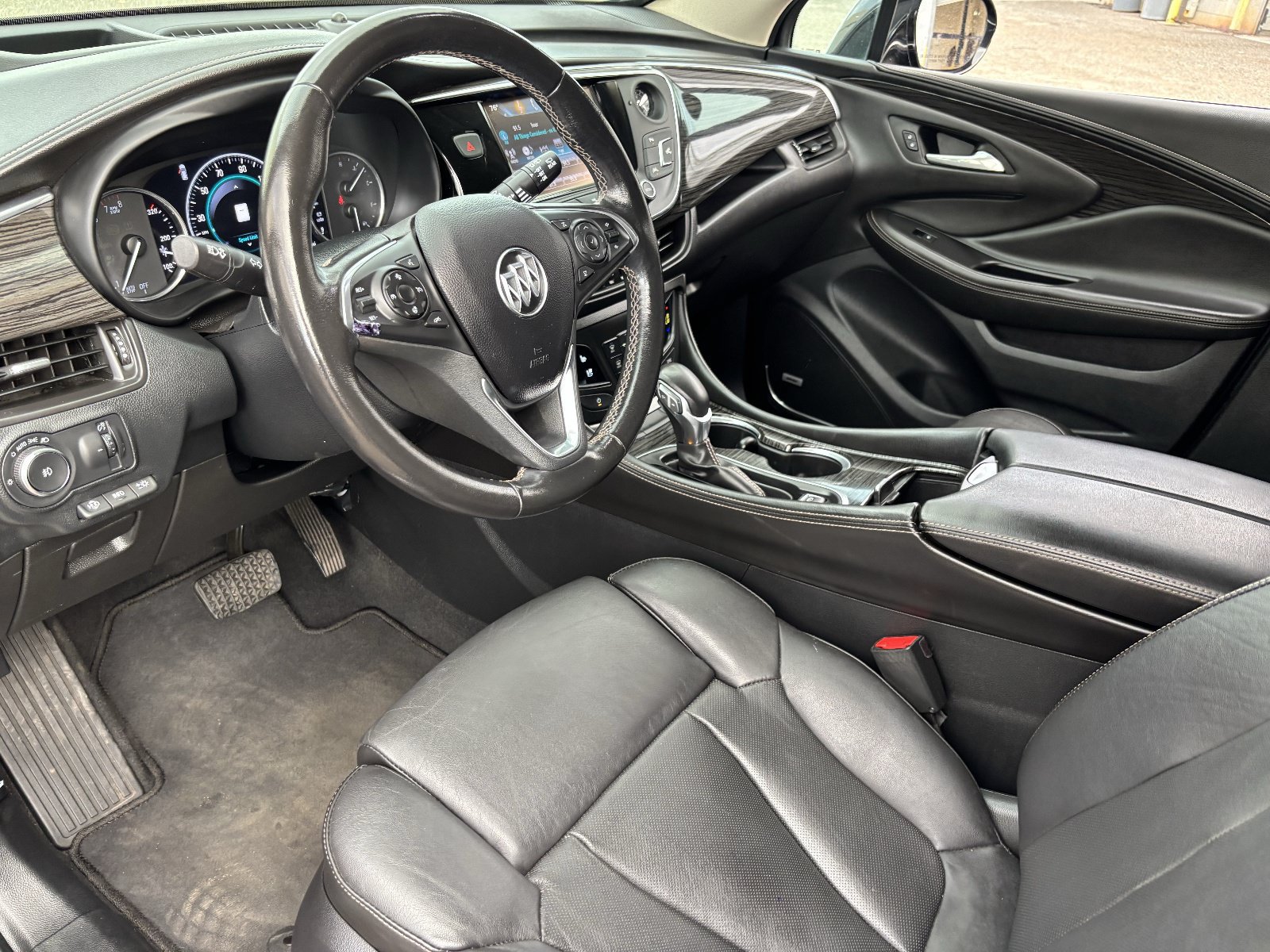Used 2018 Buick Envision Premium AWD/4WD image 19