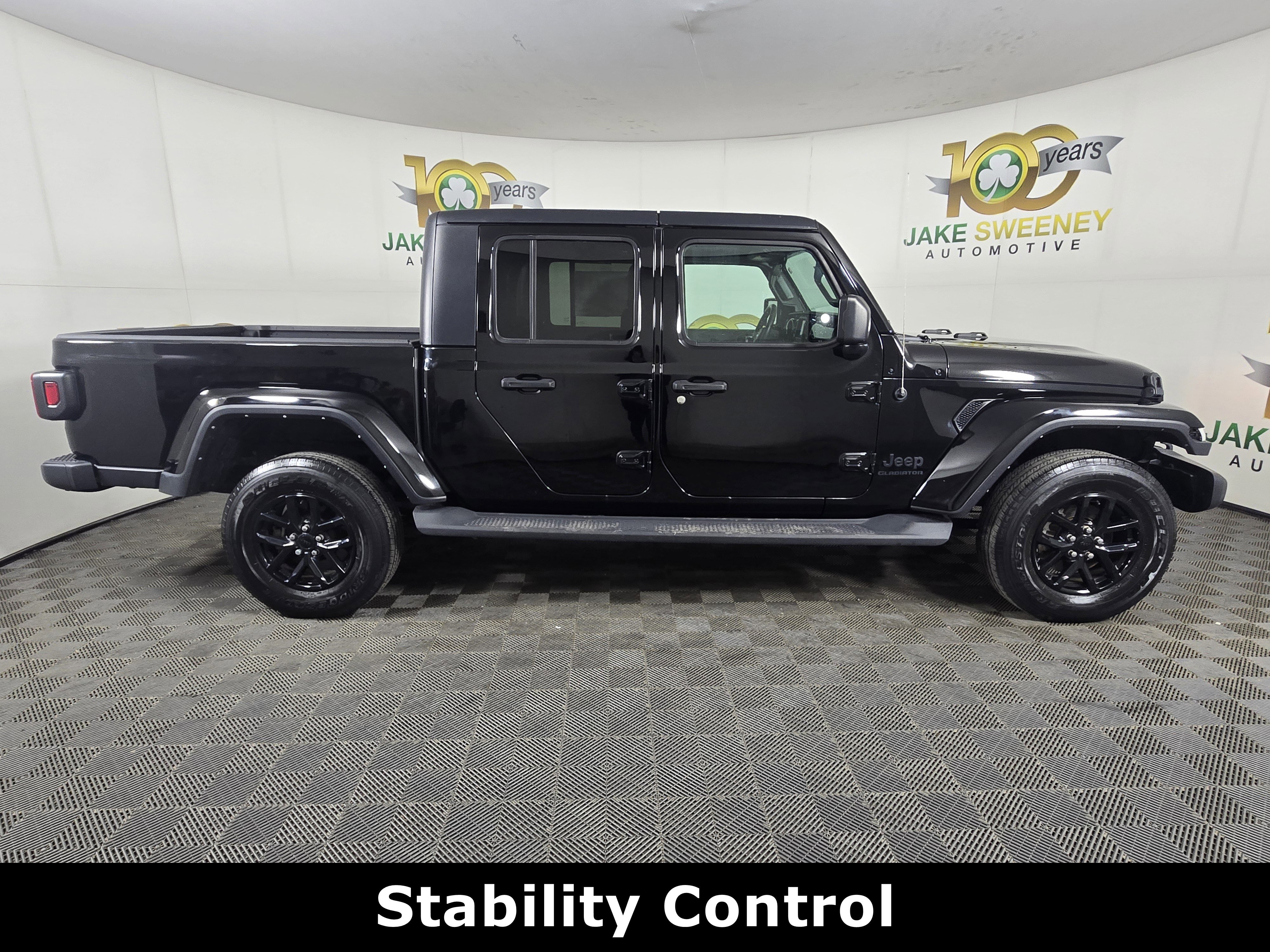 Certified 2022 Jeep Gladiator Sport image 11