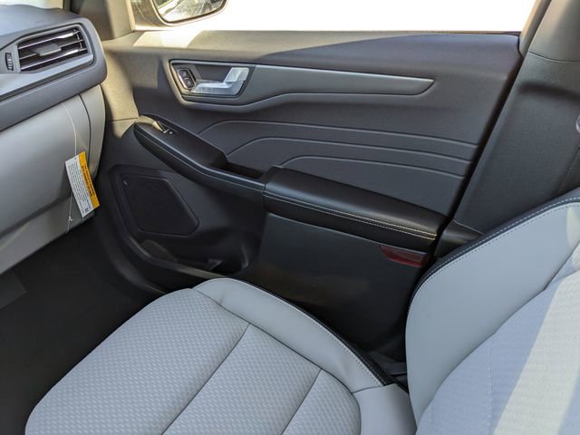 New 2026 Ford Escape SE image 18